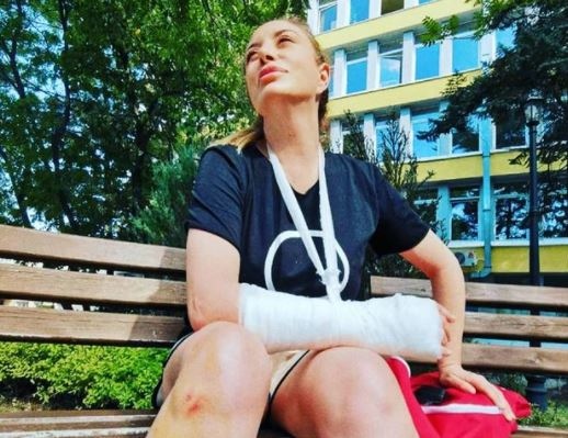 Обичаната актриса и писателка Ваня Щерева притесни феновете след като